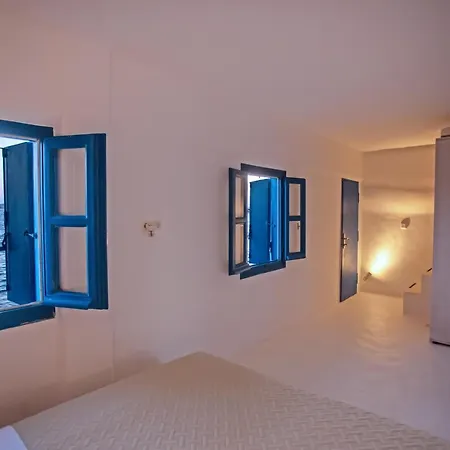 Thalassophile Deep Blue, Little Venice Apartment Mykonos Town